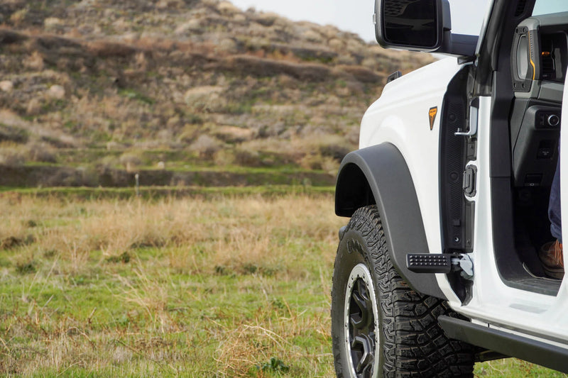 Load image into Gallery viewer, DV8 Foot Pegs - 2021+ Ford Bronco - STBR-01