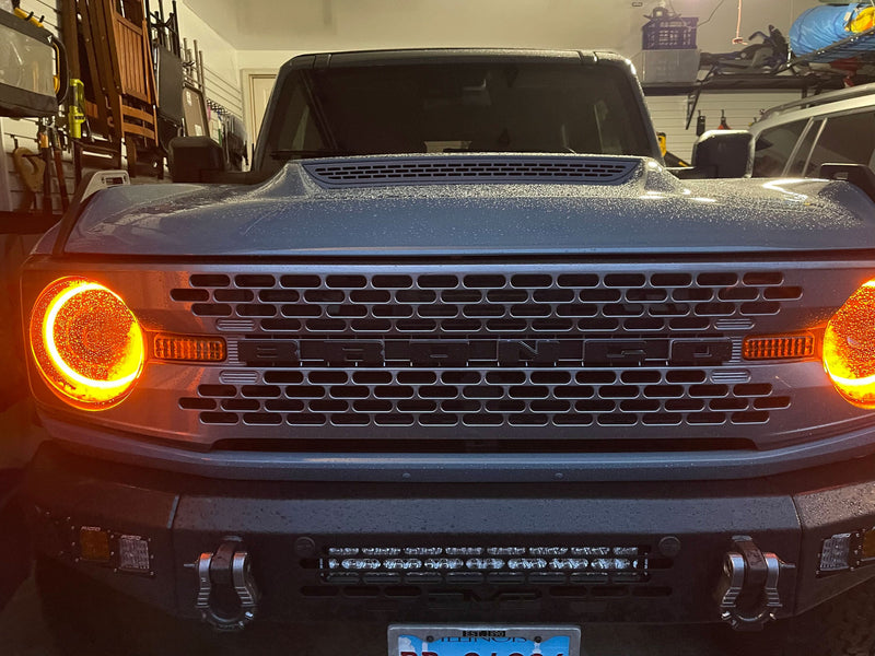 Load image into Gallery viewer, ORACLE Lighting Oculus™ Bi-LED Projector Headlights for 2021+ Ford Bronco