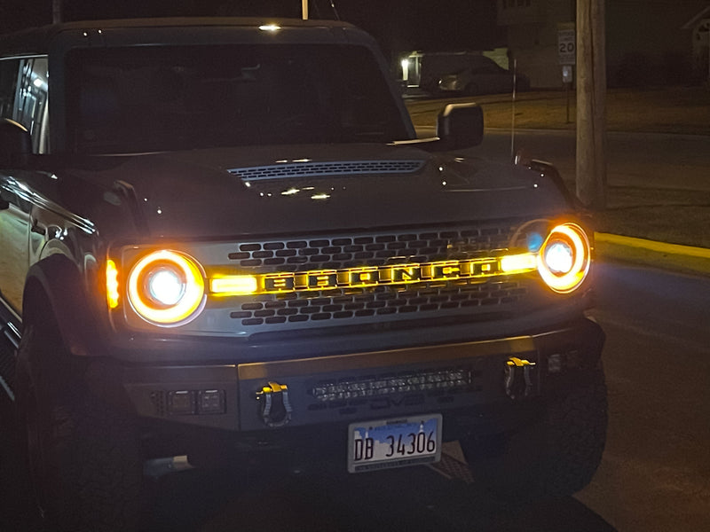 Load image into Gallery viewer, ORACLE Lighting Oculus™ Bi-LED Projector Headlights for 2021+ Ford Bronco