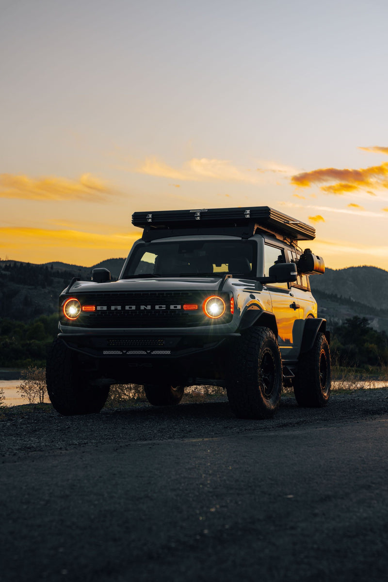 Load image into Gallery viewer, ORACLE Lighting Oculus™ Bi-LED Projector Headlights for 2021+ Ford Bronco