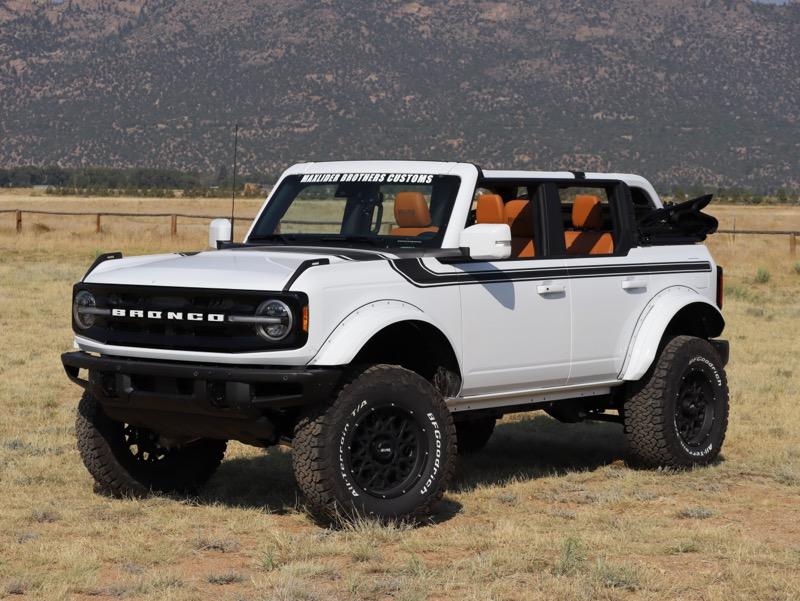 Load image into Gallery viewer, 2021-2025 Ford Bronco Fender Flares Maxlider Vintage Style - 4 DOOR