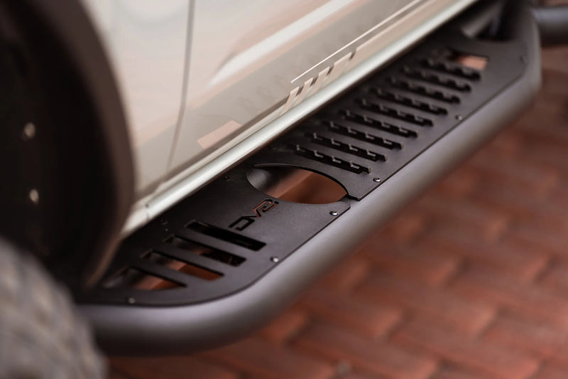 Load image into Gallery viewer, DV8 OE Plus Series Side Steps 4 Door Only - 2021+ Ford Bronco - SRBR-02