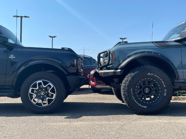 Load image into Gallery viewer, 2021-2025 Ford Bronco Fender Flares Maxlider Vintage Style - 4 DOOR